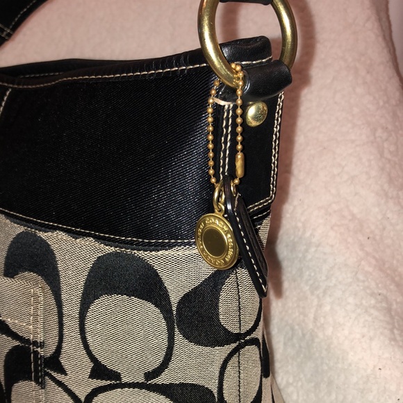 Black COACH purse - Picture 5 of 7